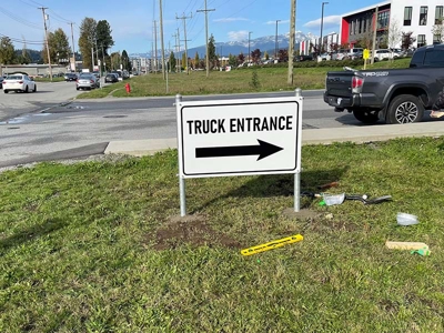 exterior signs Photo